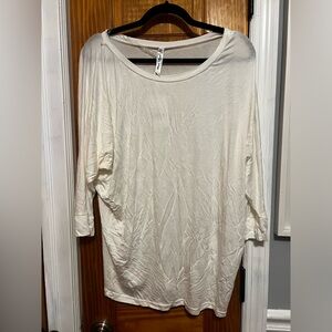White Mark white batwing shirt